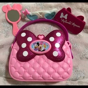 My daughter don’t play any more 😊